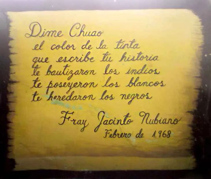 Mural histórico de Chuao en pared antigua