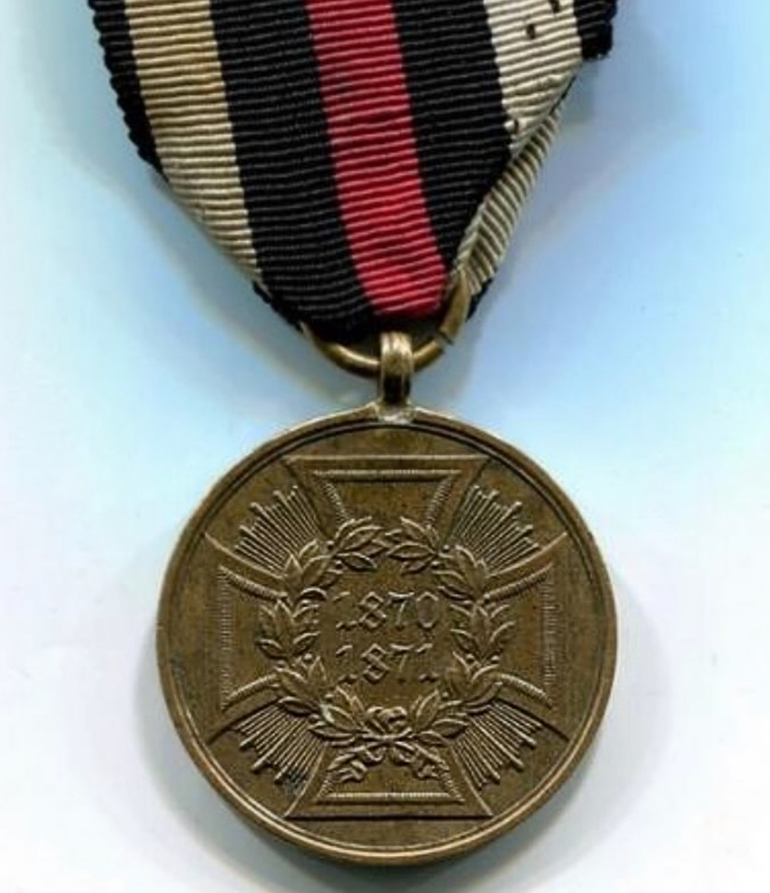 05medalla_honor.DmCvjDlB